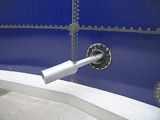 Installation from outside through the tank wall