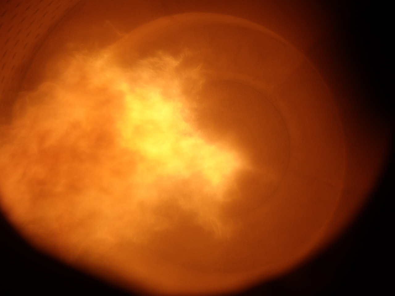 Das Flammenbild des Staubbrenners.